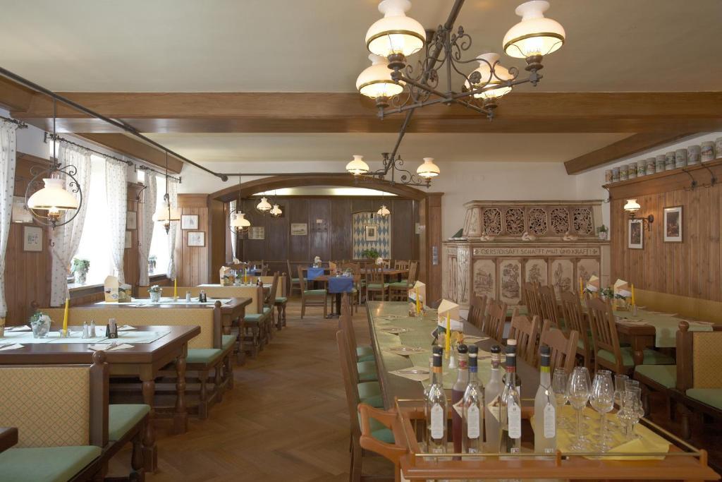 Отель Altstadt-hotel Zieglerbraeu 3*