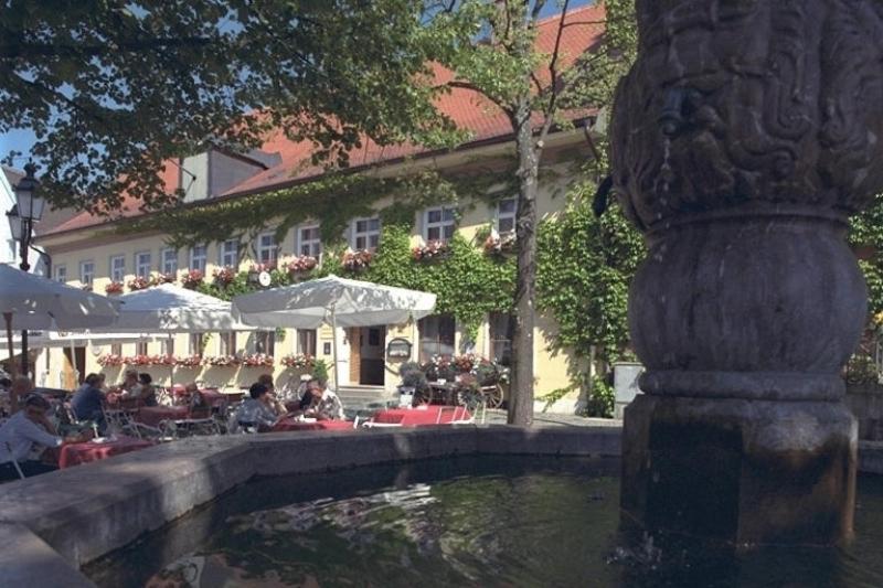 Отель Altstadt-hotel Zieglerbraeu Дахау