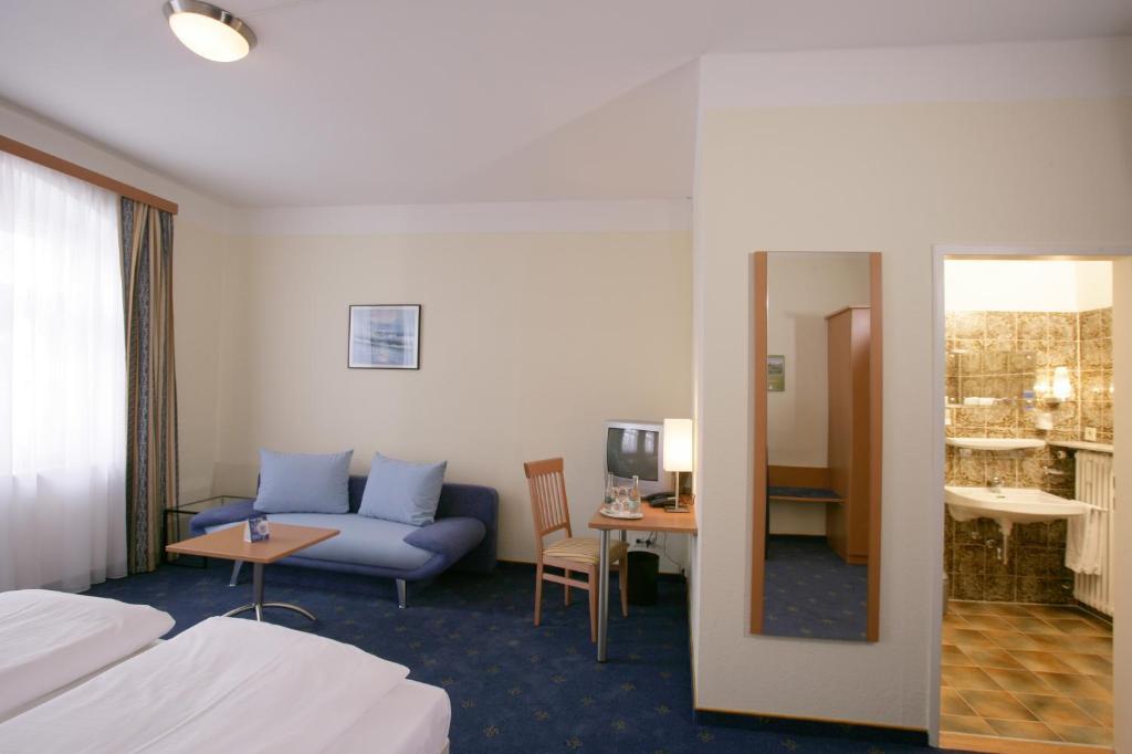 Altstadt-hotel Zieglerbraeu 3* Дахау