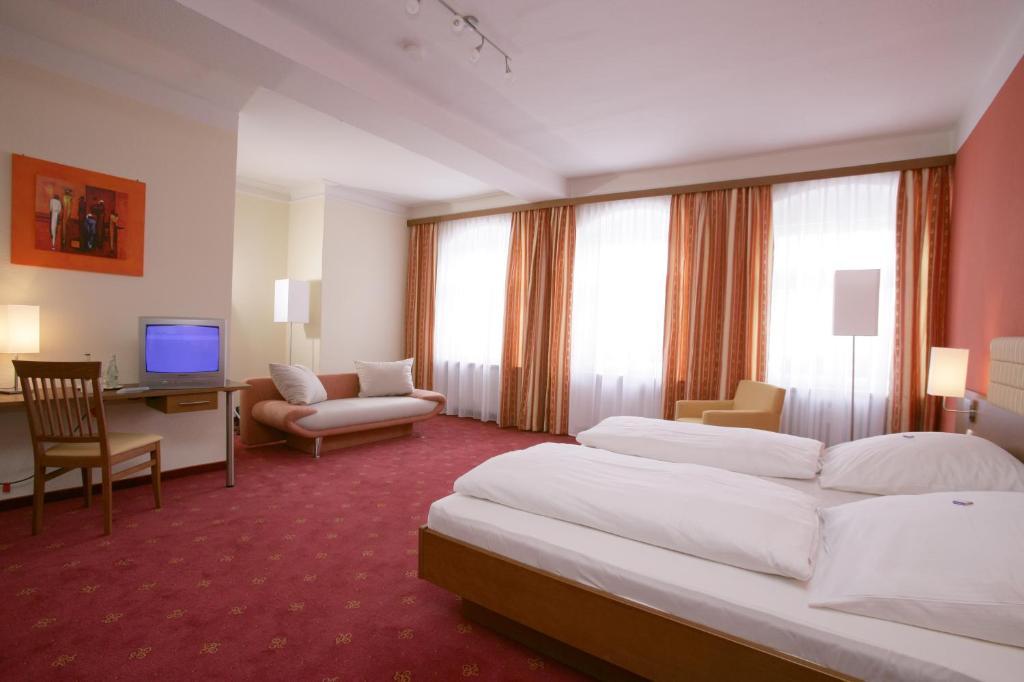 Отель Altstadt-hotel Zieglerbraeu